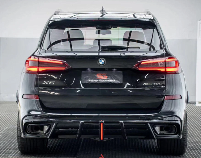 картинка Диффузор на задний бампер для BMW X5 G05 M50i X/S , с стоп сигналом магазин  StreetTuning 