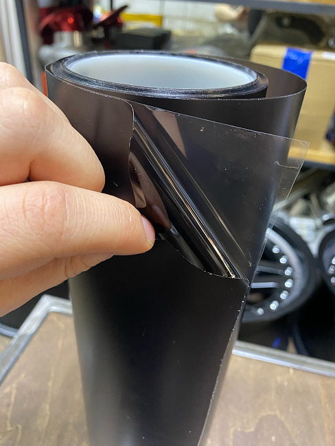 картинка Защитная полиуретановая пленка Carbins для фар PPF черная, матовая магазин  StreetTuning 