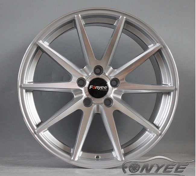 картинка Новые диски Vossen VFS1 Replica R18 5X114,3 ET35 J9,5 серебро магазин  StreetTuning 