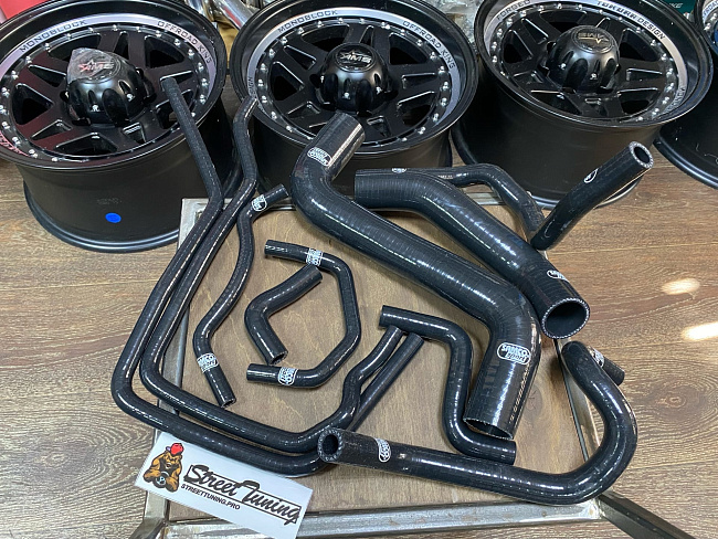 картинка Патрубки системы охлаждения Subaru Impreza WRX STi GRB GH турбо 08+10шт, черные магазин  StreetTuning 