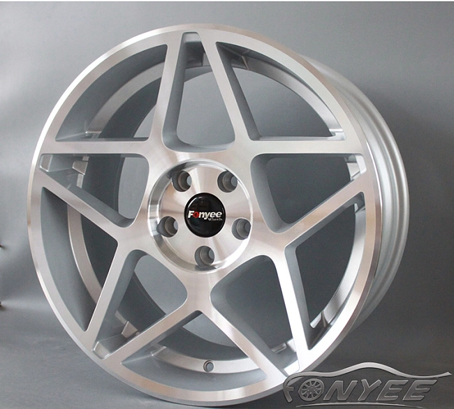 картинка Новые диски 3SDM 0.08 R16 4x100-4x114,3 ET20 J8 серебряные магазин  StreetTuning 