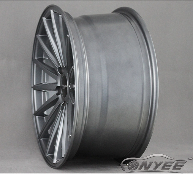 картинка Новые диски Vossen VFS2 Replica R17 5X114,3 ET35 J8 серый мат магазин  StreetTuning 