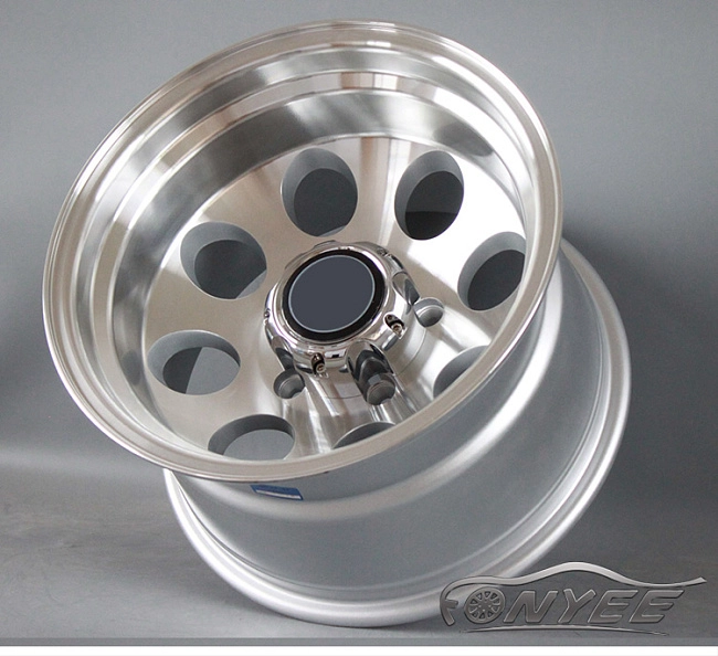 картинка Новые диски GT wheels style 2 R16 5x139,7 ET-20 J8 серебро магазин  StreetTuning 