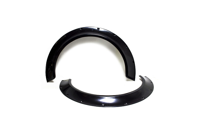 картинка [NEW SCHOOL MAXI] - Фендеры универсальные, +40мм, комплект 2 штуки магазин  StreetTuning 