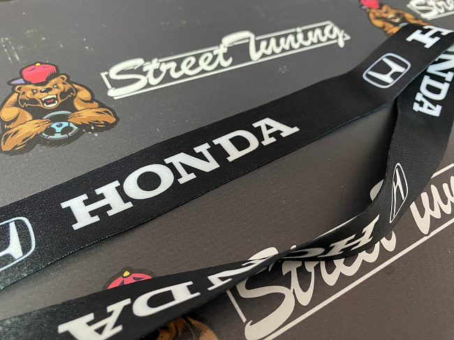 картинка Шнурок для ключей Honda "тканевый", черный магазин  StreetTuning 