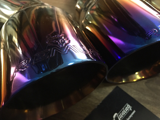 картинка Насадки на глушитель Remus двойные комплект- 2 шт 63 х 89 мм магазин  StreetTuning 