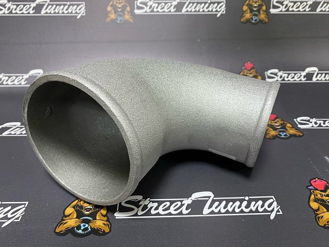 картинка Отвод алюминиевый приварной 90 гр 76 - 102 мм магазин  StreetTuning 