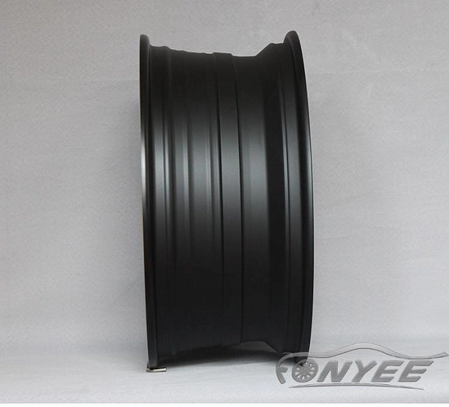 картинка Новые диски Inforged R18 J9 ET+38 5x114,3 черный мат + серебро магазин  StreetTuning 