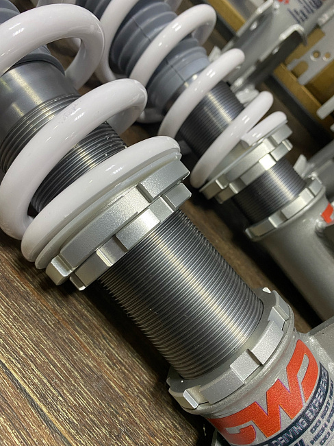 картинка Винтовая подвеска койловеры DWD Street series для Toyota Camry 50 XV50/ACV50 2011-2017 магазин  StreetTuning 