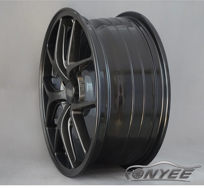 картинка Новые диски BBS F-1 R18 5X114,3 ET35 J8 светло черный глянец магазин  StreetTuning 