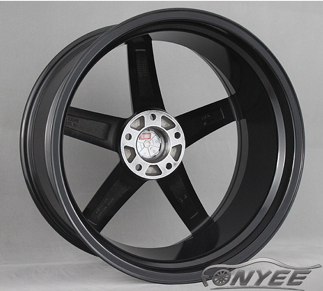 картинка Новые диски Vossen CV3 Replica R20 5X114,3 ET35 J8,5 черный глянец + серебро магазин  StreetTuning 