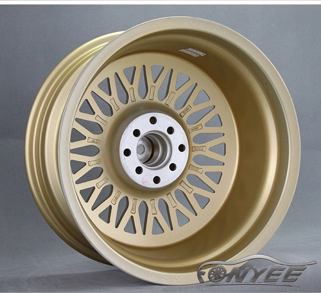 картинка Новые диски BBS RS R17 4X100/4X114,3 ET35 J7,5 золото + хром полка магазин  StreetTuning 