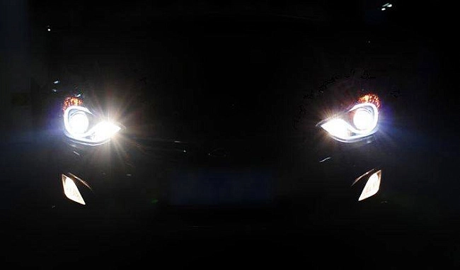картинка Передние фары для Hyundai Elantra 2011-2013 магазин  StreetTuning 