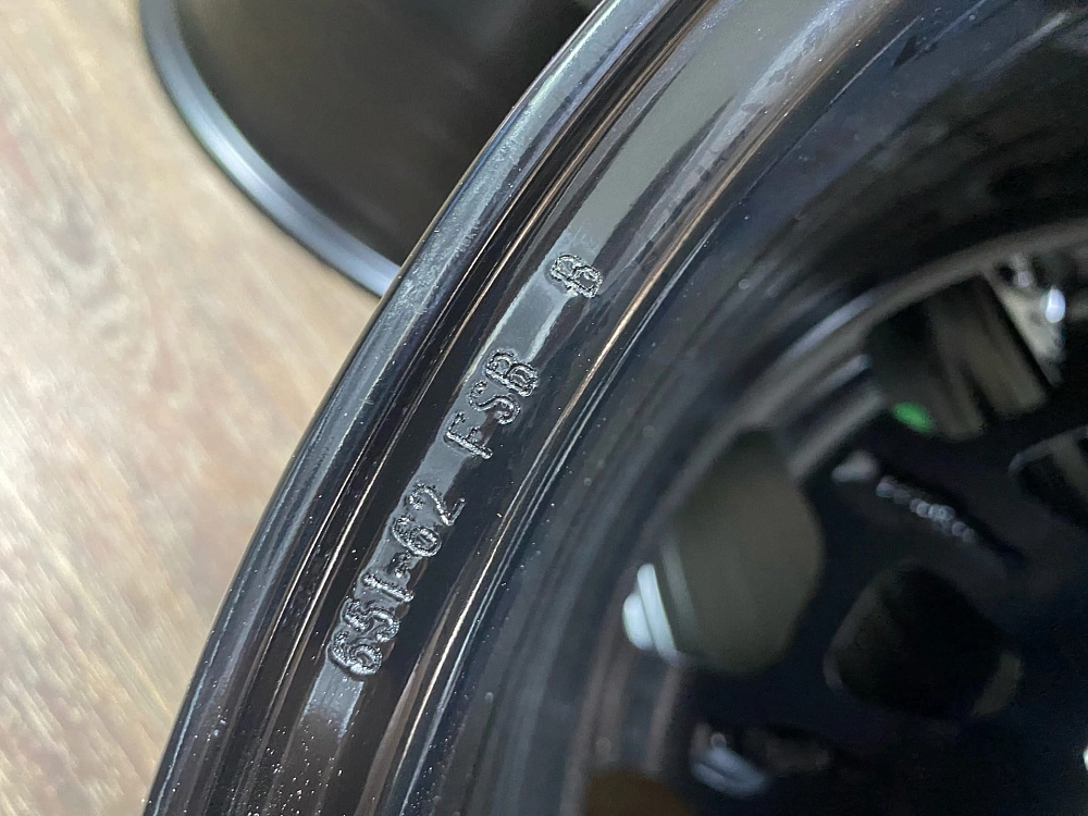картинка Новые диски Off Road R17 J8.5 ET -12 6X139.7, черные от магазина  StreetTuning