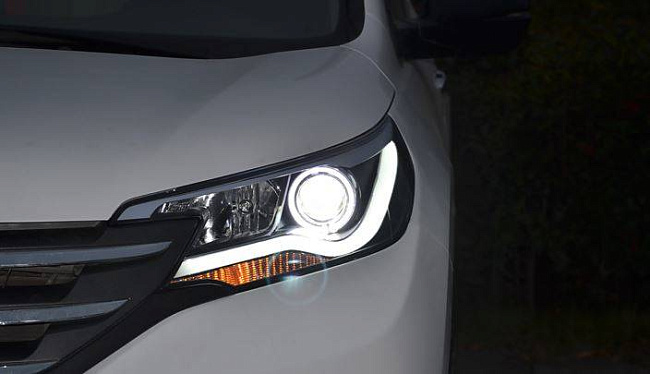 картинка Передние фары для Honda CRV 2011-2015 магазин  StreetTuning 