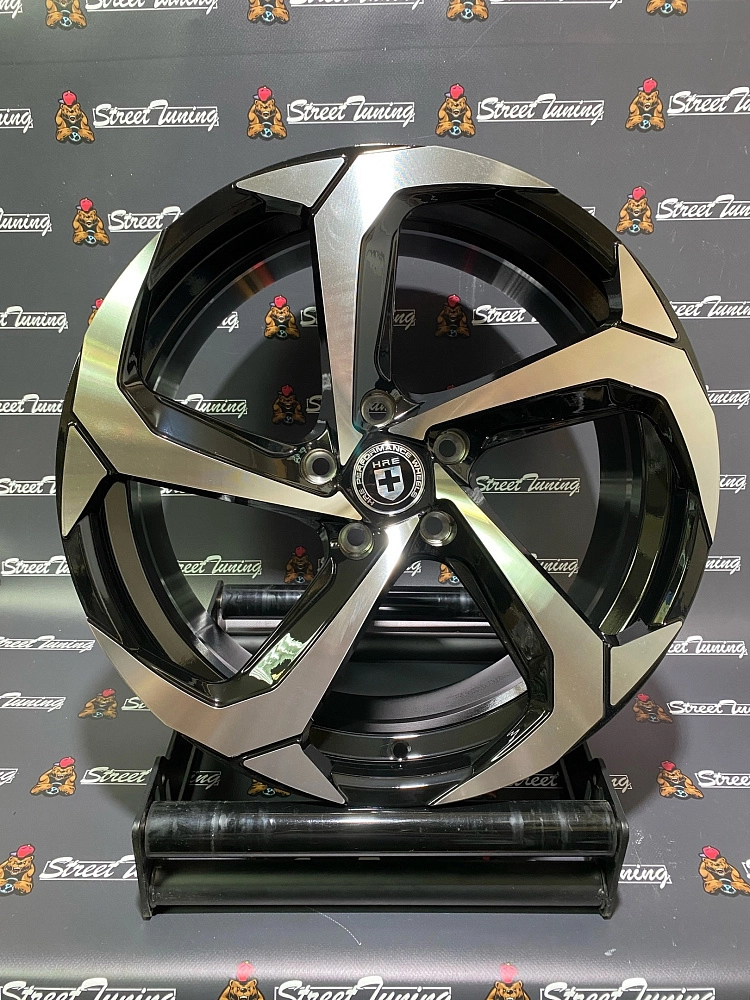картинка Новые диски FF FW111 Flow Forming R18 J8 ET35 5X114.3 от магазина  StreetTuning