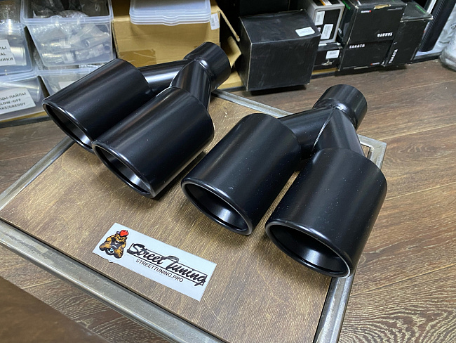 картинка Насадки на глушитель двойные, черные комплект- 2 шт 63 х 89 мм магазин  StreetTuning 