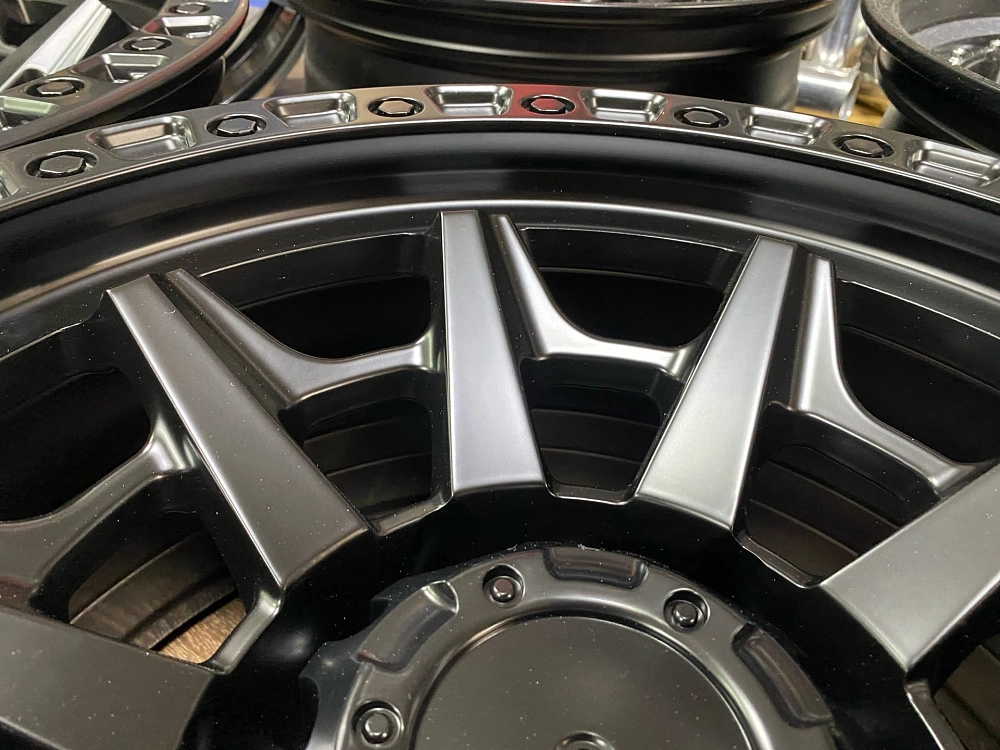 картинка Новые диски Off Road R17 J8.5 ET -12 6X139.7, черные от магазина  StreetTuning