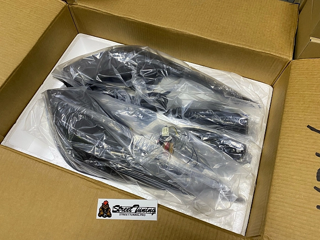 картинка Задние LED фары для HYUNDAI ELANTRA (AVANTE MD)2011-2016 ТЕМНЫЕ магазин  StreetTuning 