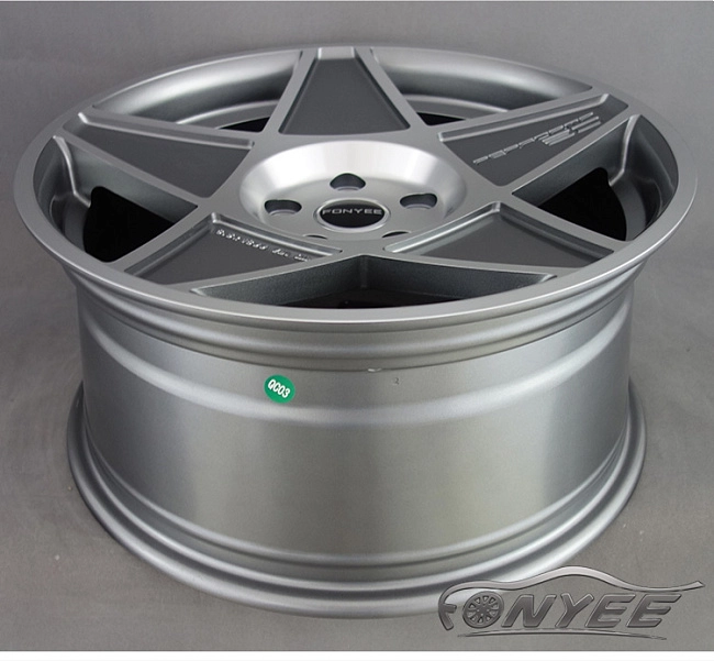 картинка Новые диски Performa 20 R18 J8,5 ET+35 5x114,3 серый + серебро магазин  StreetTuning 