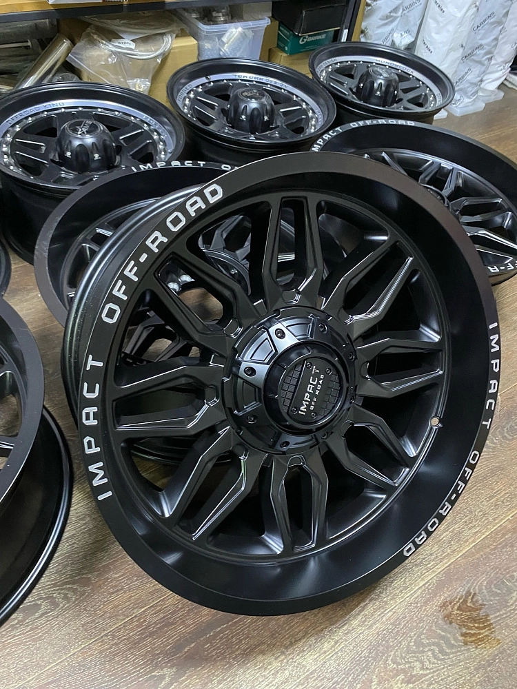 картинка Новые диски Impact Off-Road R20 J10 ET-24 6X139.7 от магазина  StreetTuning