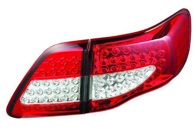 картинка Задние фонари для Toyota Corolla 2007-2010 г прозрачные магазин  StreetTuning 