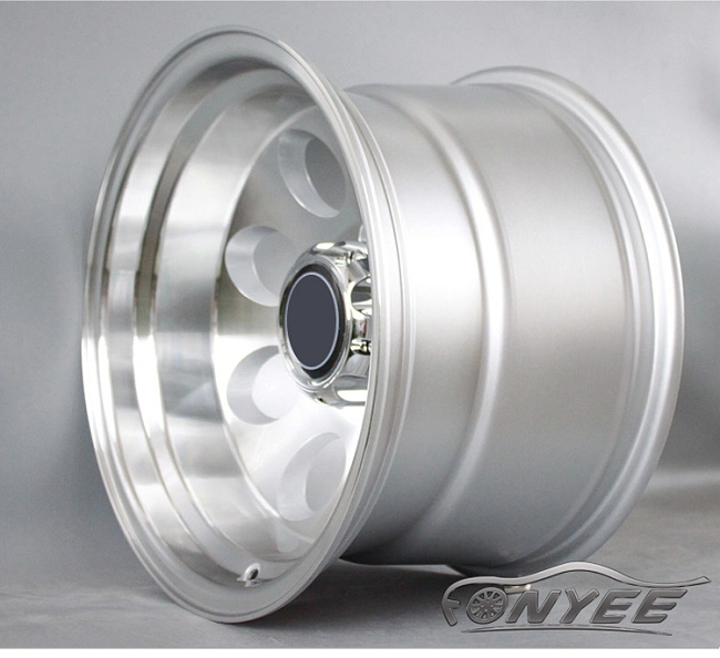 картинка Новые диски GT wheels style 2 R16 5x139,7 ET-20 J8 серебро магазин  StreetTuning 