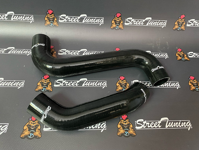 картинка Патрубки радиатора StreetTuning для Subaru Impreza GD/GB/GC турбо, 2шт магазин  StreetTuning 