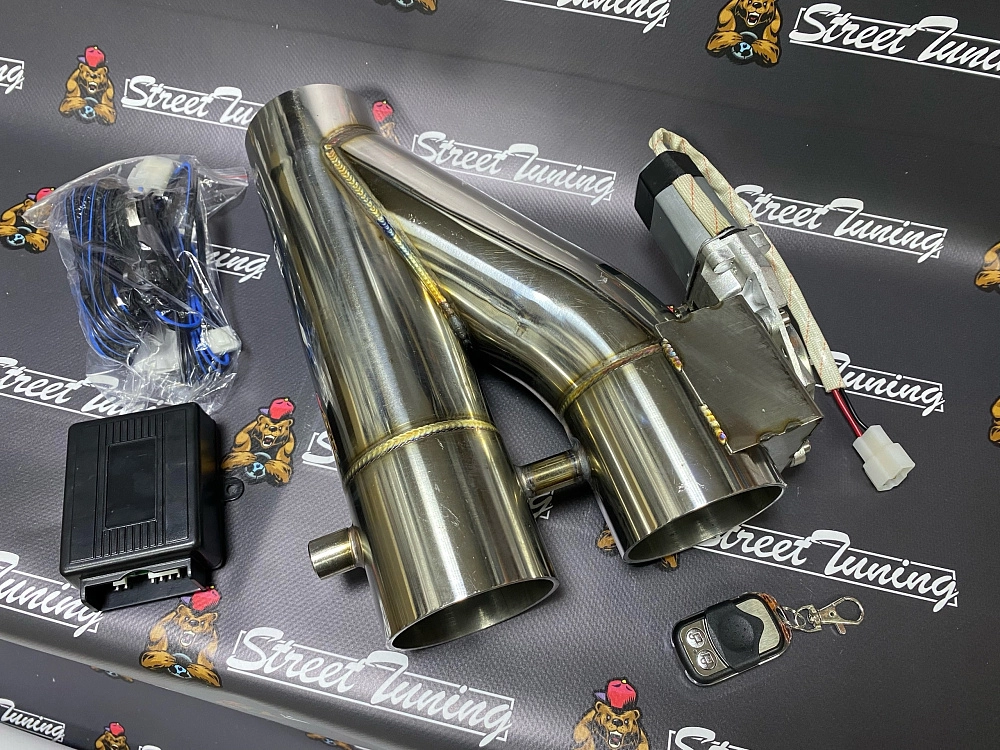 картинка Заслонка выхлопная с электроприводом 76 мм от магазина  StreetTuning