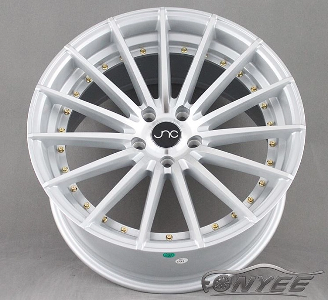 картинка Новые диски JNC 042 R20 5X114,3 ET38 J10 серебро + золотистые болтики магазин  StreetTuning 