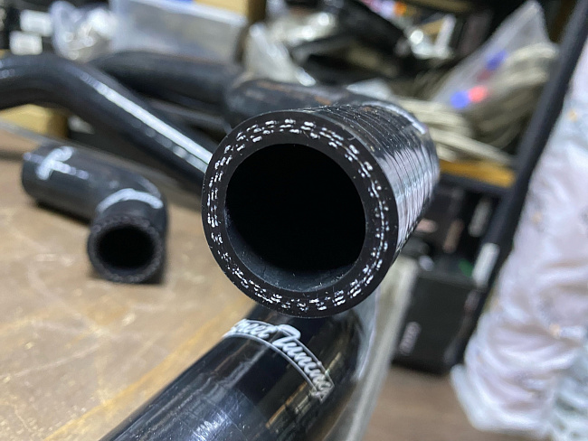 картинка Патрубки радиатора STREETTUNING для Honda Fit / Jazz GD1, GD5 L13, L15 магазин  StreetTuning 