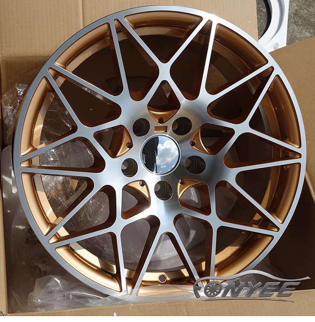 картинка Новые диски BMW AG MGT R18 5x120 ET30 J8,5 золото + серебро магазин  StreetTuning 