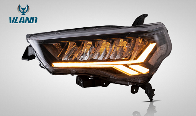 картинка Передние светодиодные фары для Toyota 4 Runner c 2014 по 2021г магазин  StreetTuning 