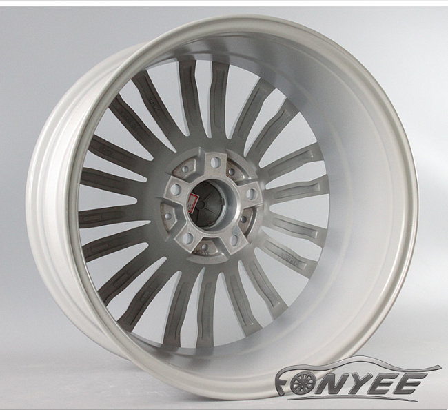 картинка Новые диски BMW style 142 R19 5x120 ET20 J9,5 серебро магазин  StreetTuning 