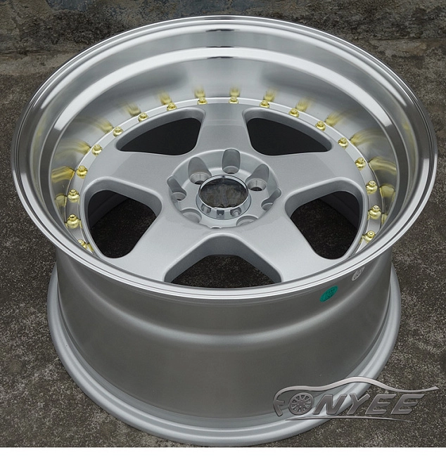 картинка Новые диски Rotiform R17 4x100-4x114,3 ET10 J10 серебро + полированная полка магазин  StreetTuning 
