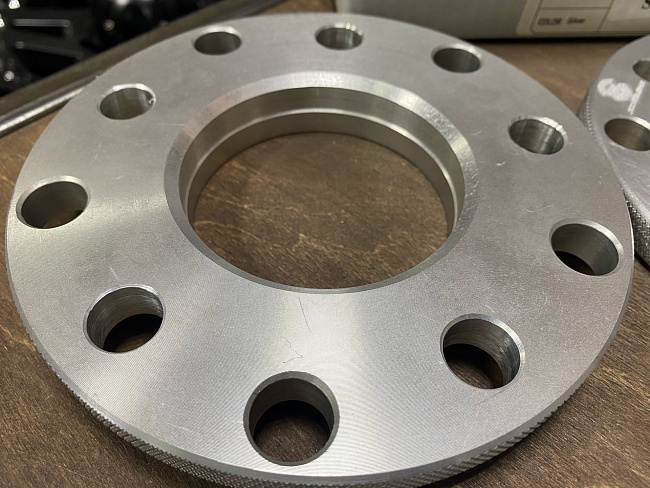 картинка Проставка Starleks 12.4 мм 5x120/130  цо 72,6 Silver магазин  StreetTuning 