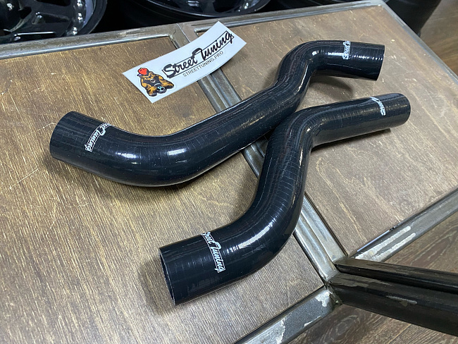 картинка Патрубки радиатора StreetTuning для Toyota Camry XV30 2002-2006 магазин  StreetTuning 