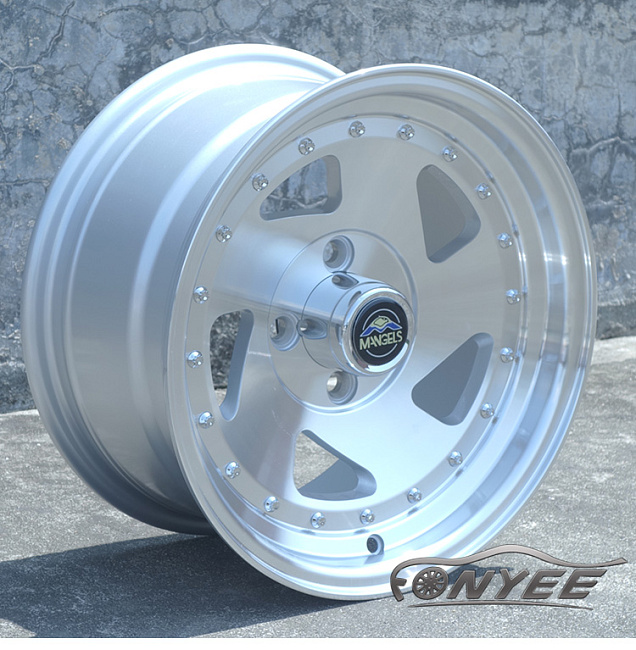 картинка Новые диски Ikon SNC008 R14 4x100 ET15 J7 серебристые магазин  StreetTuning 