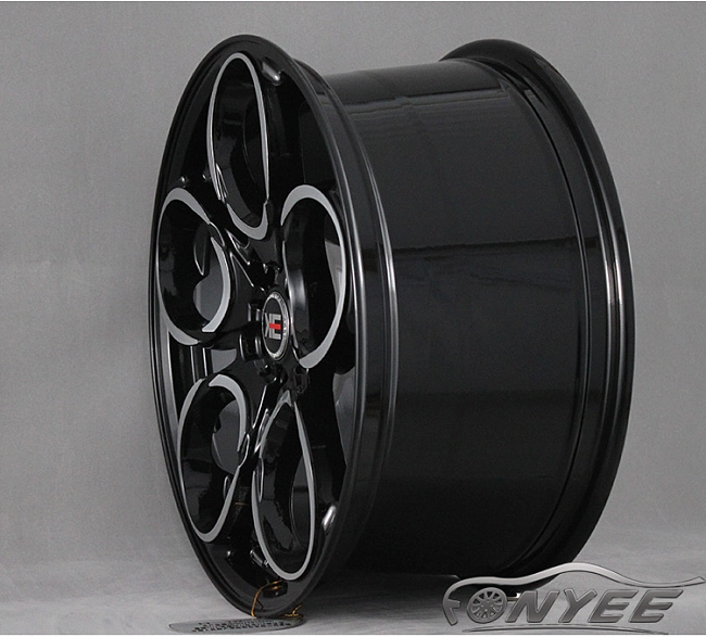 картинка Новые диски KE Flow Forming модель 3 R18 5X112 ET35 J8,5 черный + серебро магазин  StreetTuning 
