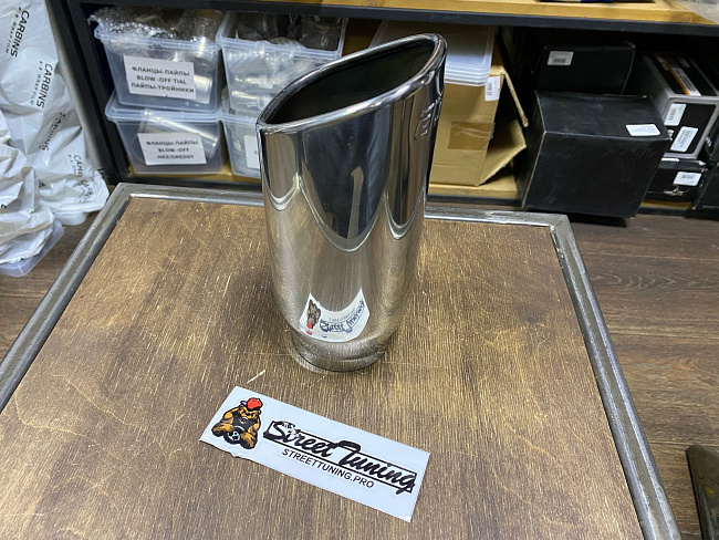 картинка Насадка на глушитель Borla style 67x102 мм хром магазин  StreetTuning 