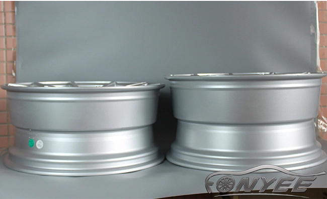 картинка Новые диски Vossen VFS1 Replica R18 5X105 ET38 J9 серебро магазин  StreetTuning 