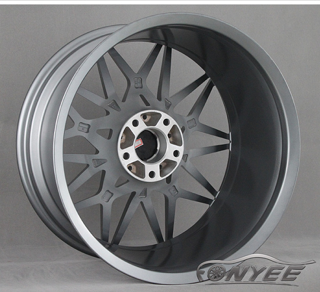 картинка Новые диски BMW AG MGT R19 5x120 ET25 J9,5 серый + серебро магазин  StreetTuning 