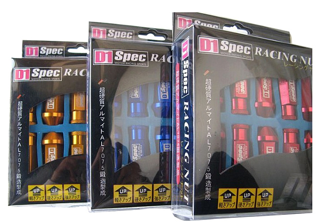 картинка Комплект гаек D1 Spec 52 мм, золотые М12 х 1.5 магазин  StreetTuning 