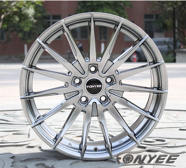 картинка Новые диски WORK URBANZONE FERVORE R18 5X114,3 ET40 J8,0 платиновые магазин  StreetTuning 