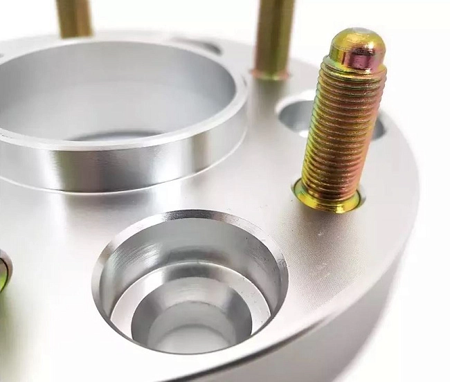 картинка Проставка Starleks 25 мм 5x114.3 12x1.5 цо 60.1 Silver магазин  StreetTuning 