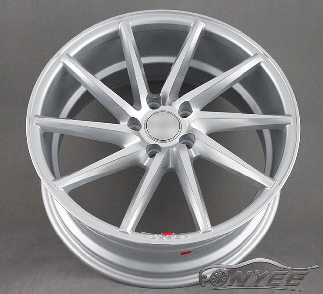 картинка Новые диски Vossen CVT-R Replica R18 5X108 ET45 J8 серебро магазин  StreetTuning 