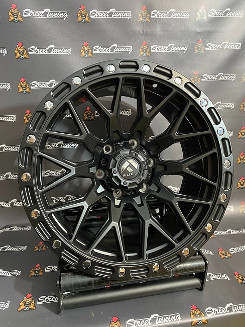 картинка Новые диски Fuel Off Road R18 J9 ET0 6x139.7 Black магазин  StreetTuning 