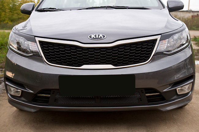 картинка Kia Rio III (седан) 2015-2016 Накладки на передние фары (реснички) магазин  StreetTuning 