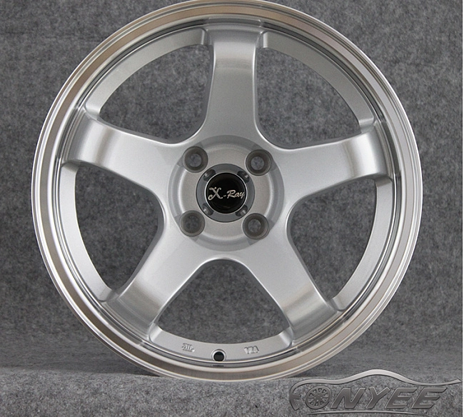 картинка Новые диски Bee*R B5 R15 4x100 ET10 J8 серебро магазин  StreetTuning 