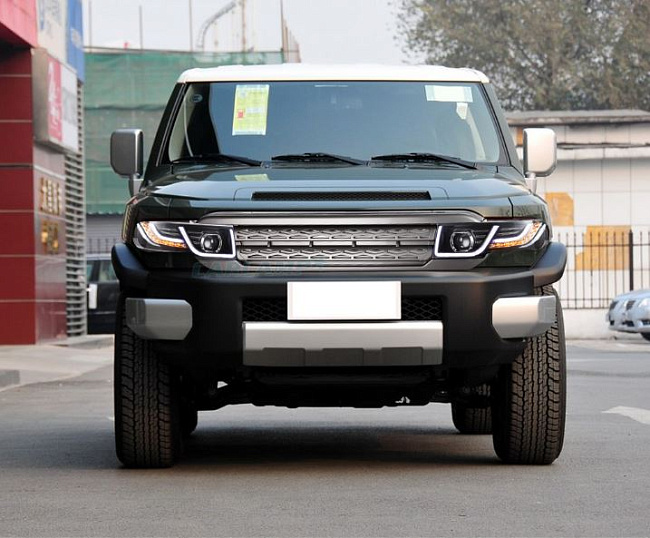 картинка Передние фары для + решетка Toyota Toyota FJ Cruiser 2007-14 магазин  StreetTuning 